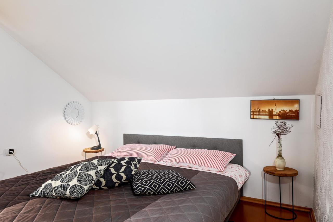 דירות סלוניי Studio Apartman Pavletic מראה חיצוני תמונה