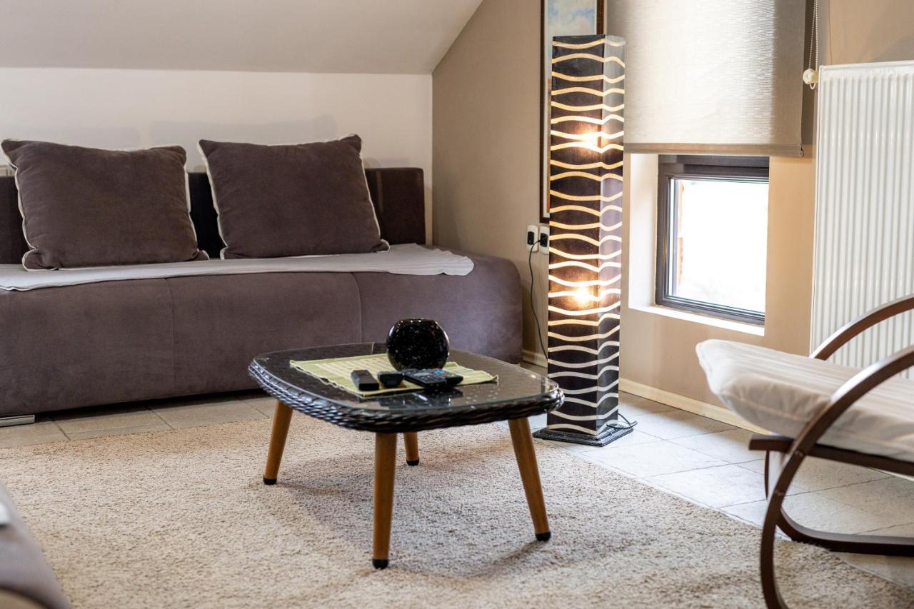 דירות סלוניי Studio Apartman Pavletic מראה חיצוני תמונה